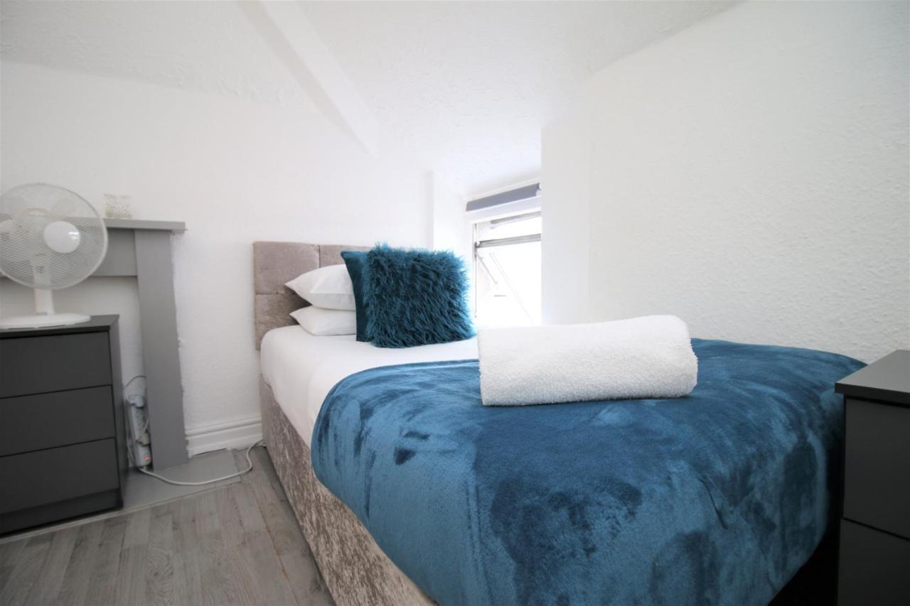 Free Local Parking - Fast Wifi - Sleeps 10 Guests By Property Promise Cardiff Exteriér fotografie